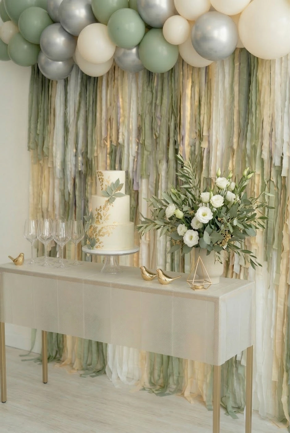 Lucky Charm Rectangle Fringe Backdrop