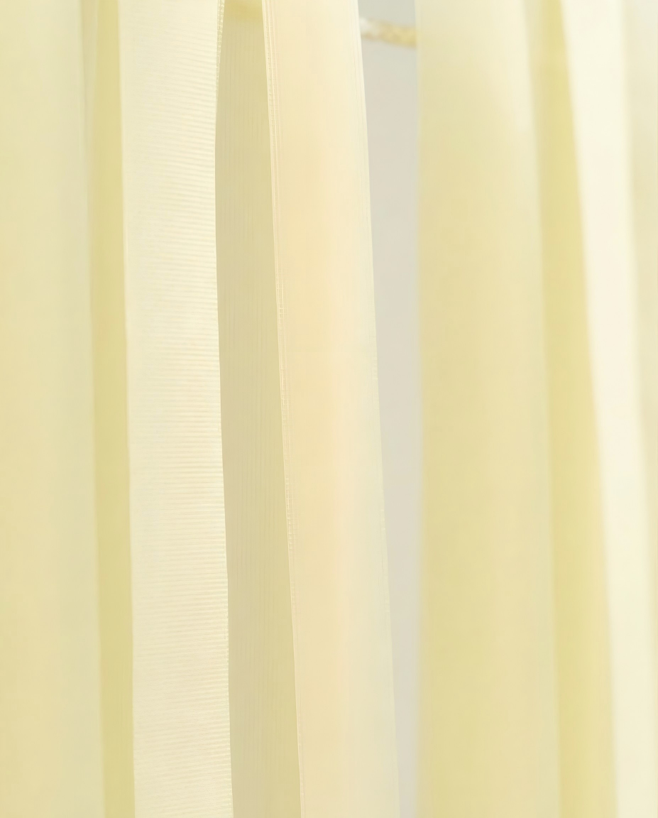 Elegant Light Yellow Single-Layer Fringe Garland Banner